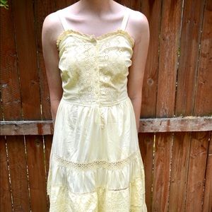 Vintage Starina cotton eyelet praire dress